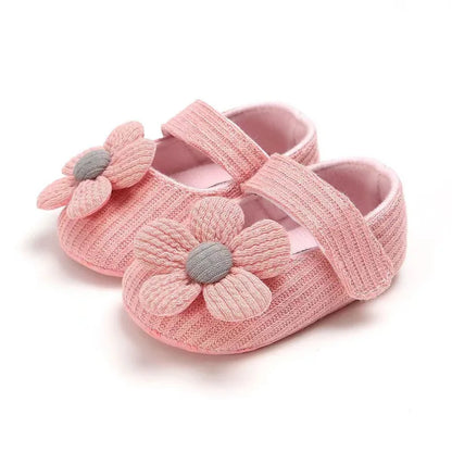 Sommer Babyschuhe mit weicher Sohle im Blumendesign